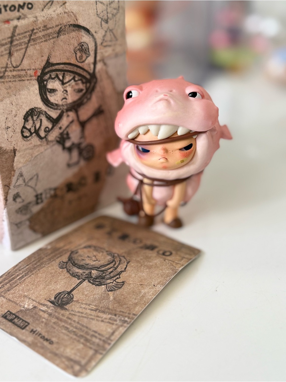 HIRONO echo series Back off. Pink Creature Vinyl Art Figure - Picture 3 of 4